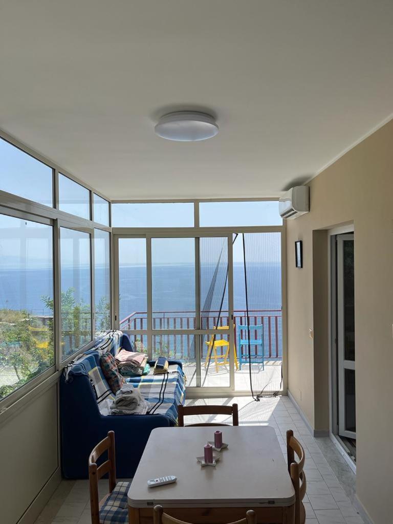 Casa Vacanze Luna Apartment Letojanni Exterior photo